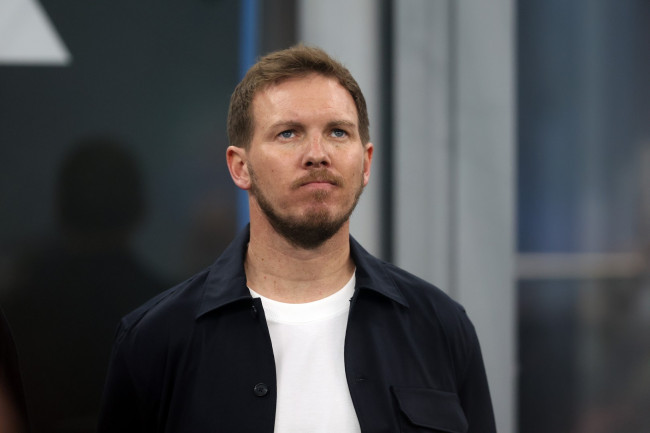 ジュリアン・ナーゲルスマンがドイツ代表監督を辞任し、クロップは「求められれば引き継ぐ準備ができている」と言います