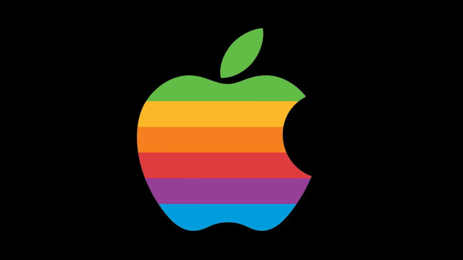 iPhone Ultraは高価ですが、MagSafe充電やLEDフラッシュは搭載されていません